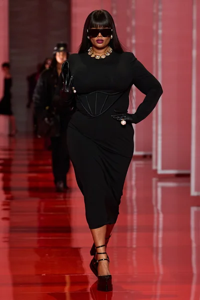 Look 19